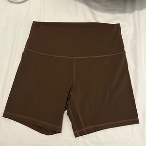 Lululemon JAVA 6” align shorts